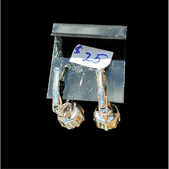 Sabika-Like Earrings -  NWT - Picture 6 of 8